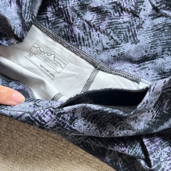 Patagonia Pattern Cropped Leggings Womens Size M Mid Rise Outdoor Workout Hiking - Picture 5 of 6